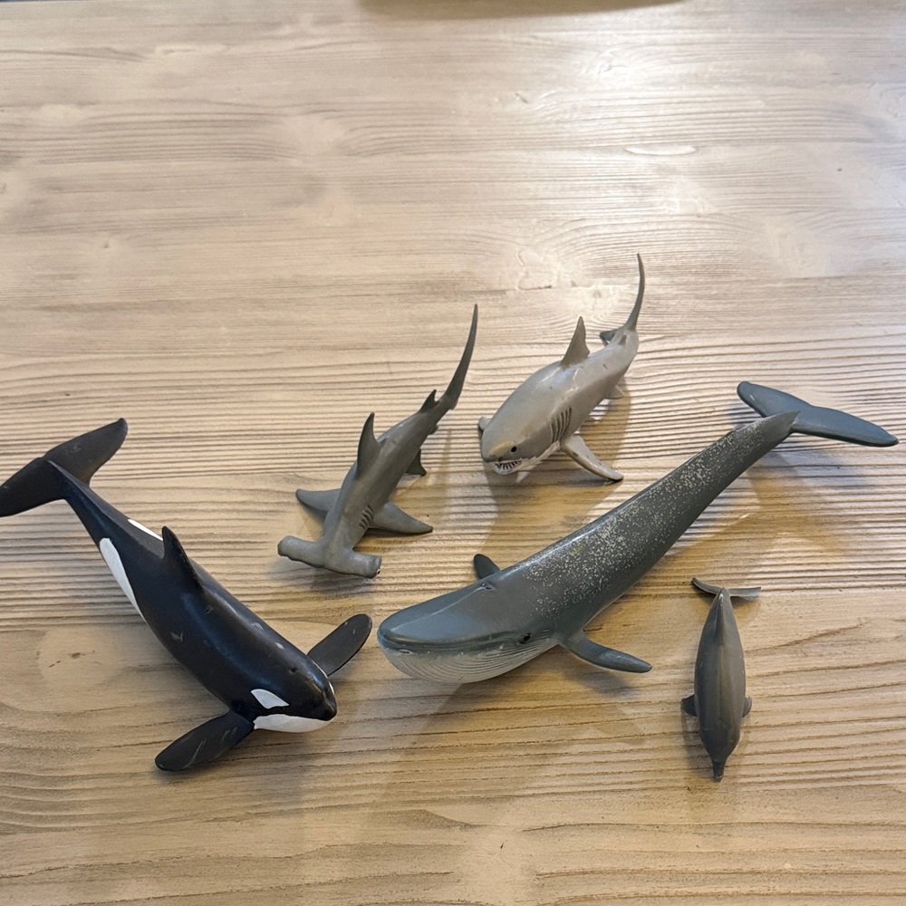 Ocean Animal Toy Set - Black and Gray